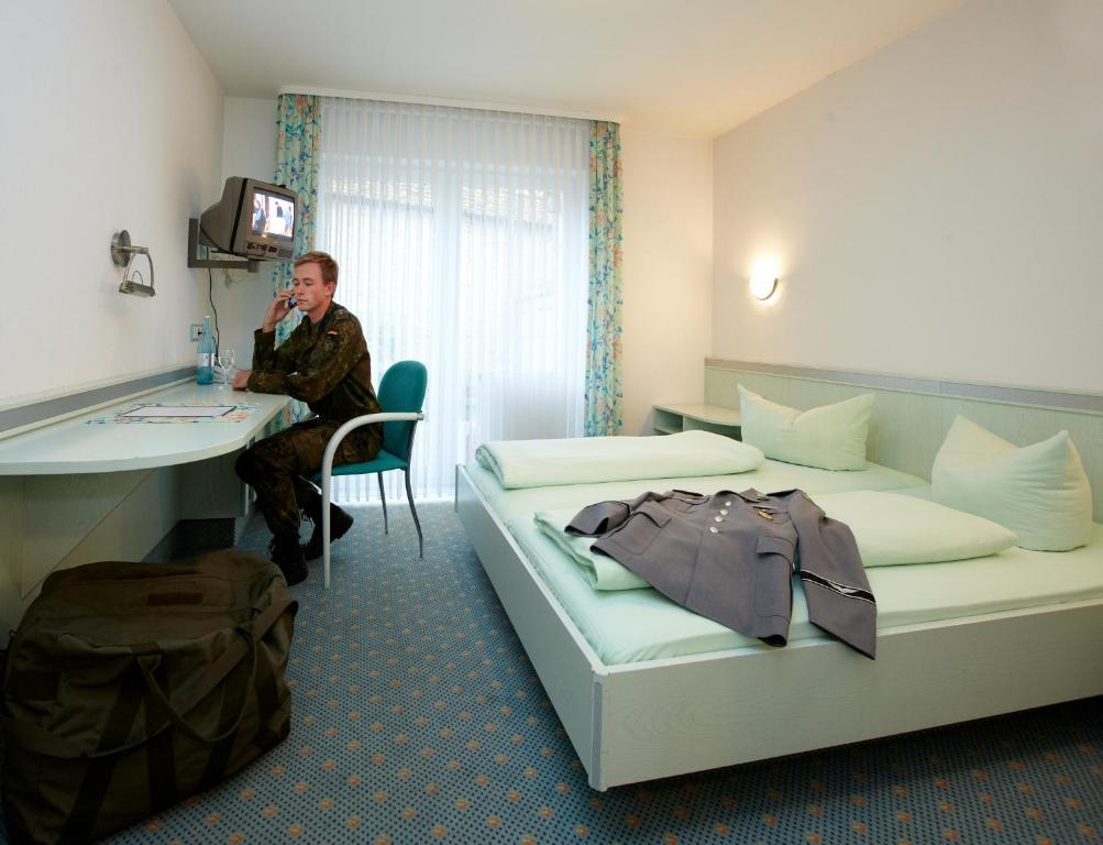 Hotel Am Markt Greding Habitación foto